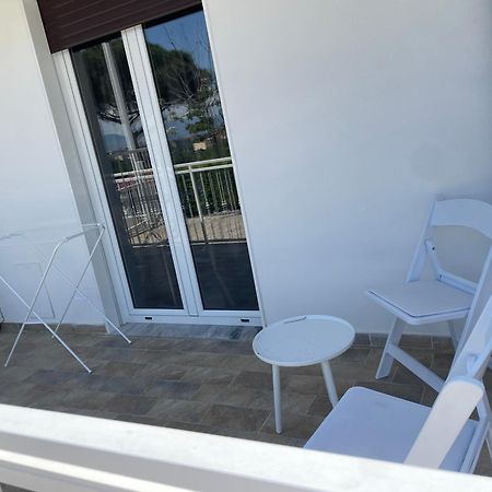 נאפולי Zia Bi Bed And Breakfast מראה חיצוני תמונה