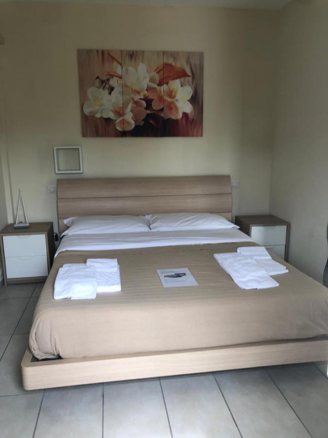 נאפולי Zia Bi Bed And Breakfast מראה חיצוני תמונה